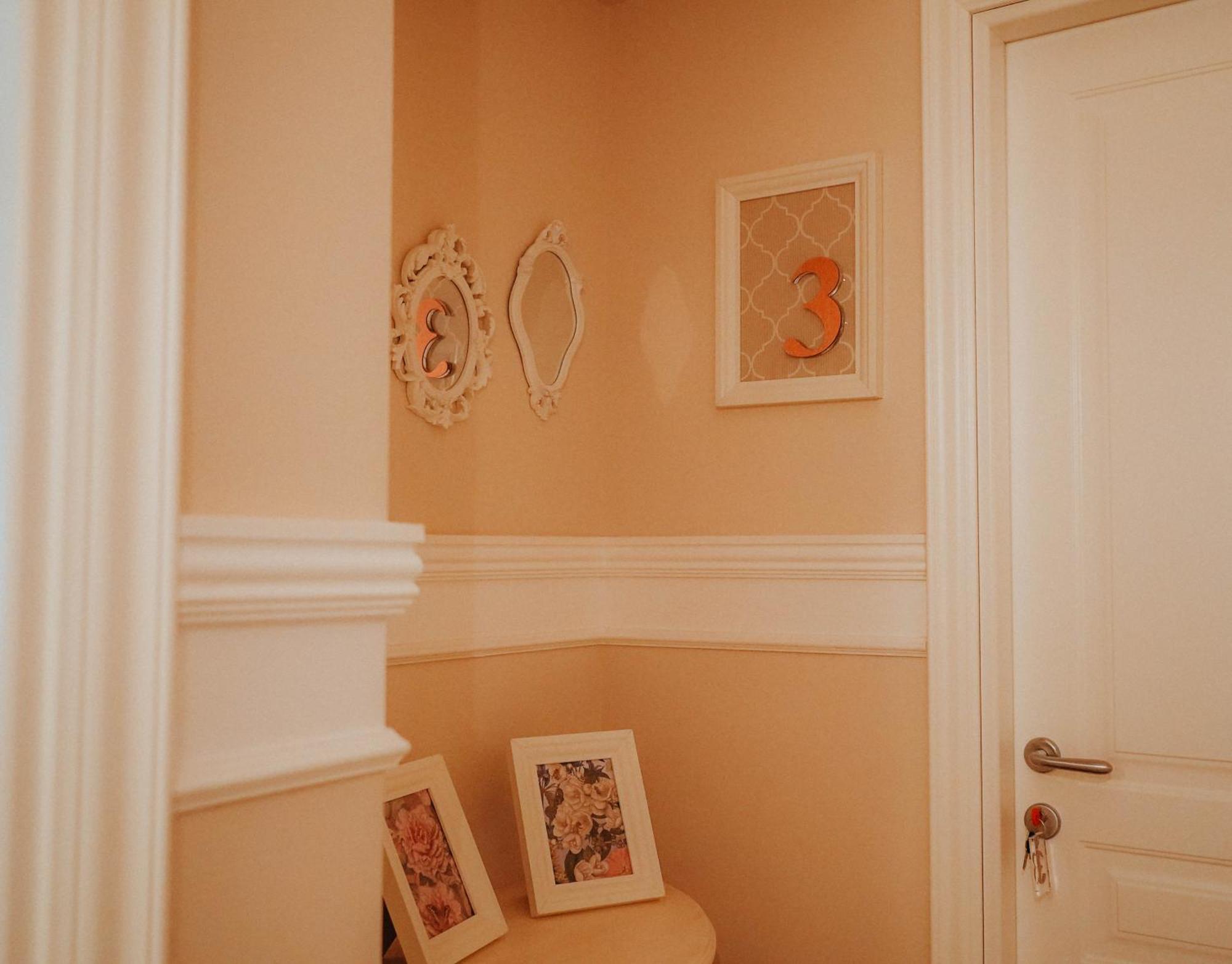 Florita Napoli Hotel ภายนอก รูปภาพ