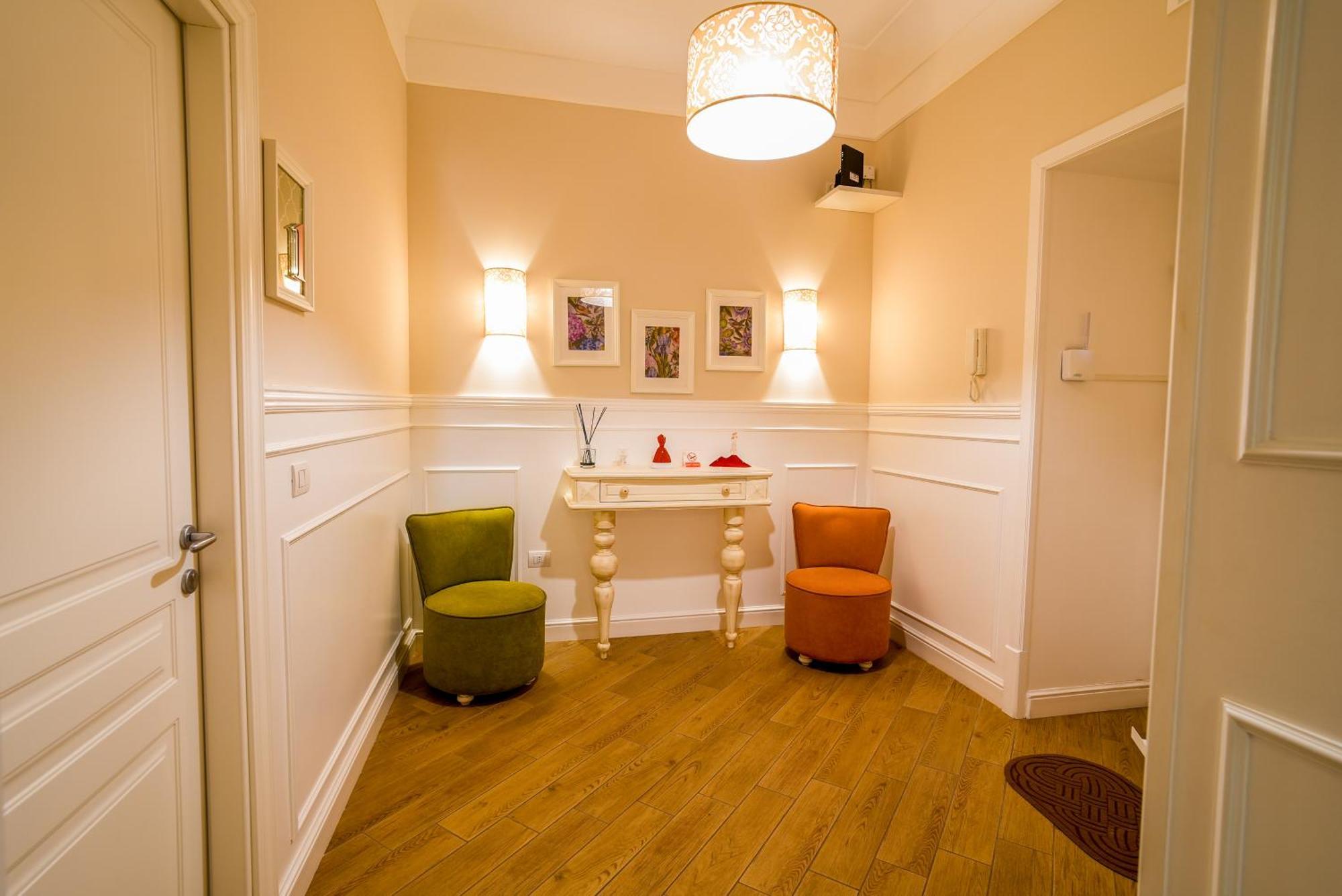 Florita Napoli Hotel ภายนอก รูปภาพ